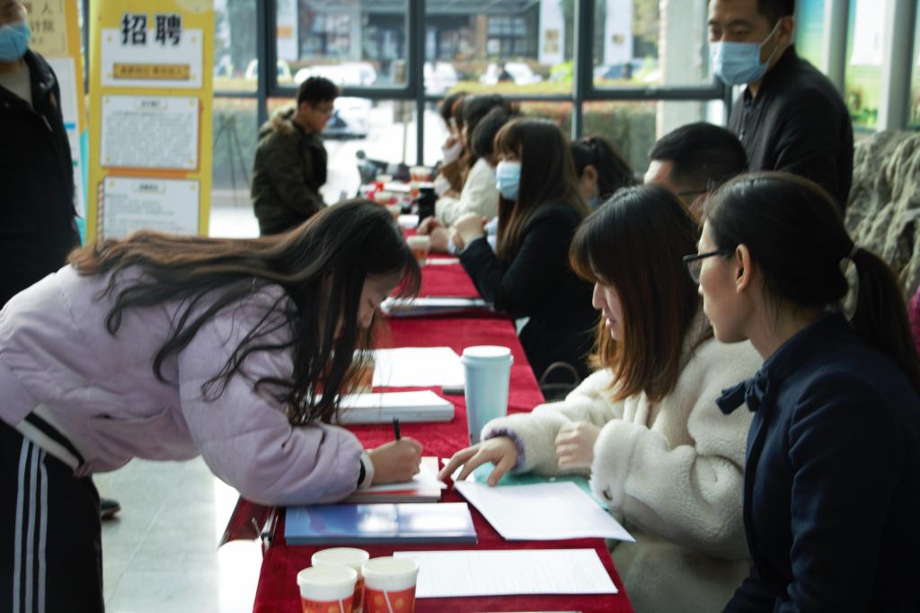 437ccm·必赢国际