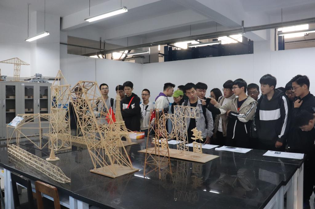 437ccm·必赢国际