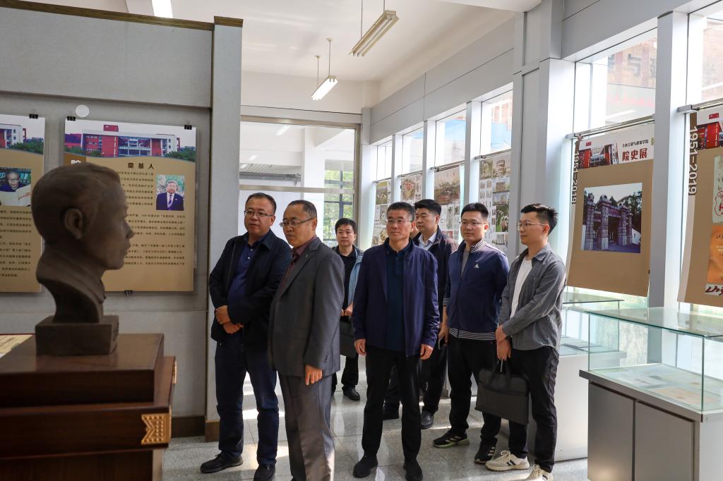 437ccm·必赢国际