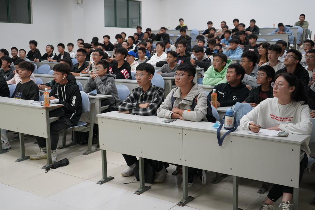 437ccm·必赢国际