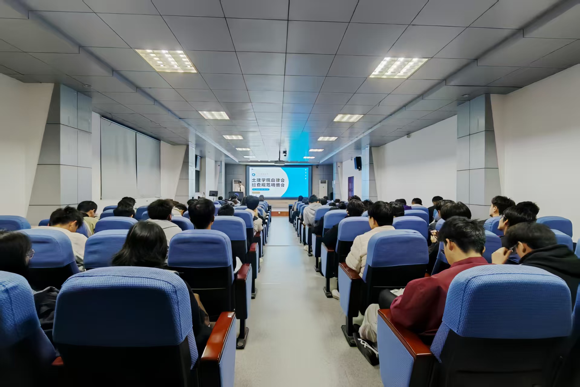 437ccm·必赢国际