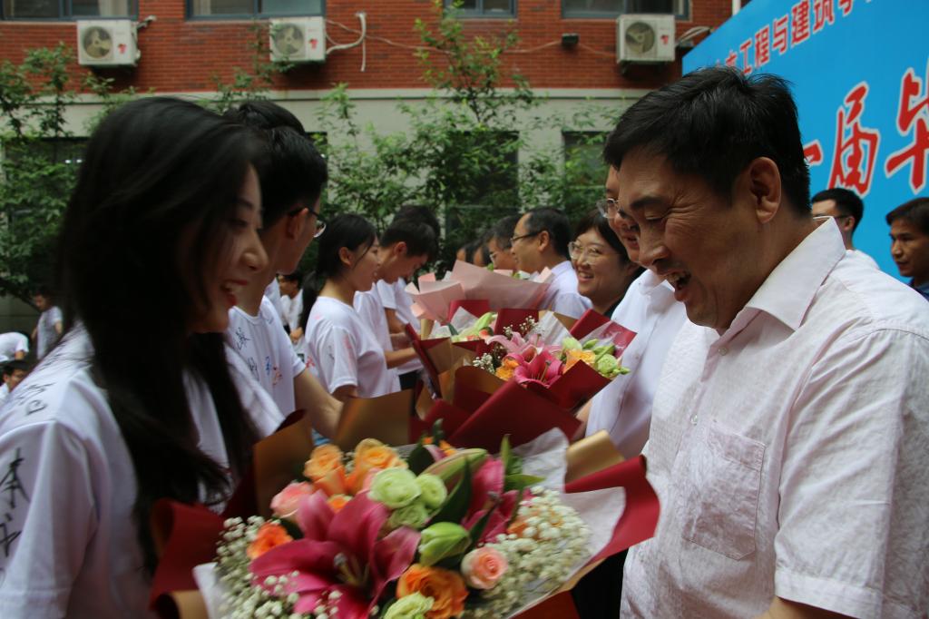 437ccm·必赢国际