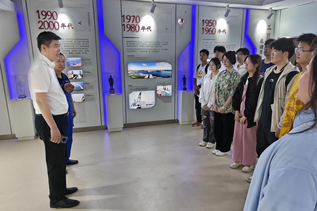 437ccm·必赢国际