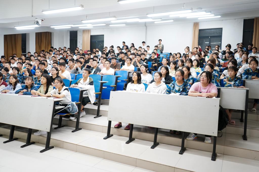 437ccm·必赢国际