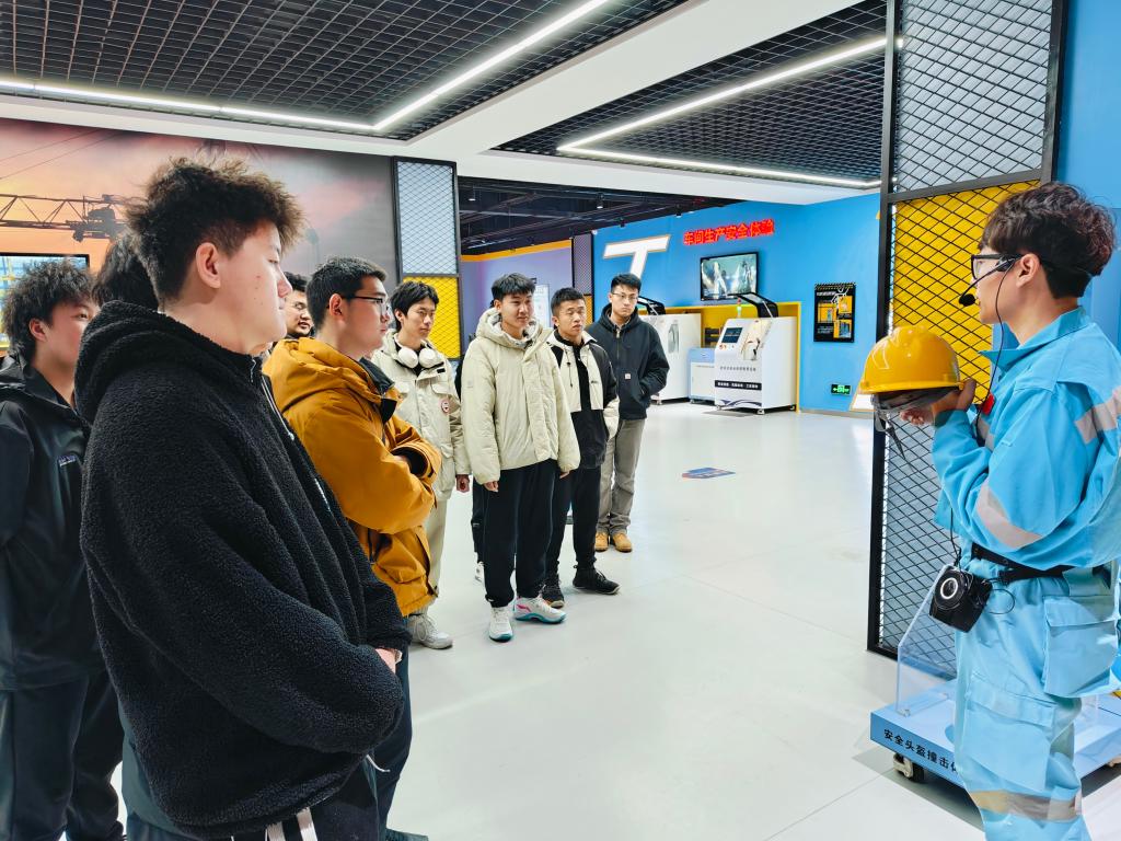 437ccm·必赢国际