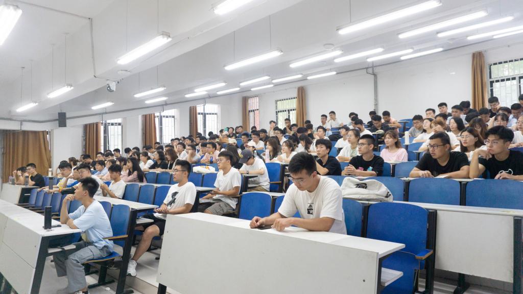 437ccm·必赢国际